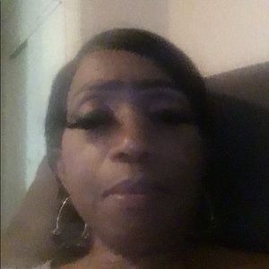 Meet your Posher, Gwendolyn